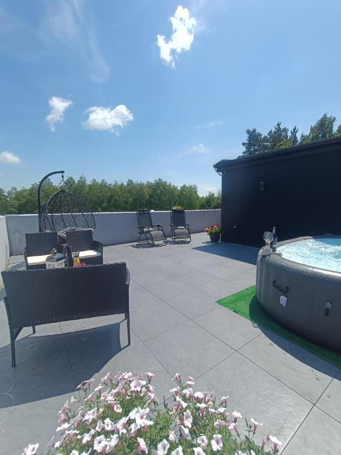 Modern Rancho - Apartamenty Nad Rzeka, Przy Stadninie Koni Kruszyna  Eksteriør bilde