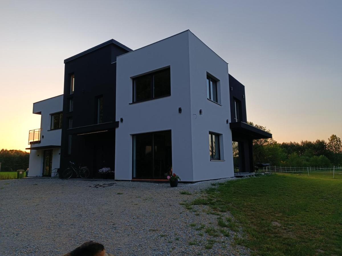 Modern Rancho - Apartamenty Nad Rzeka, Przy Stadninie Koni Kruszyna  Eksteriør bilde