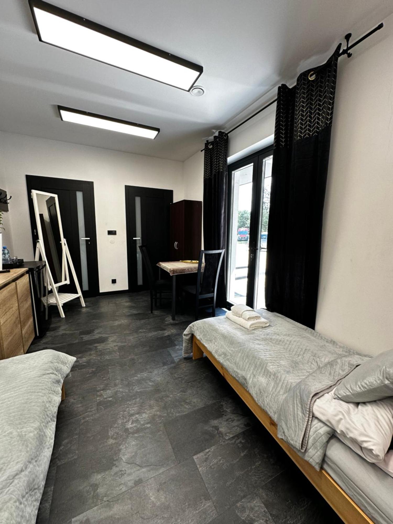 Modern Rancho - Apartamenty Nad Rzeka, Przy Stadninie Koni Kruszyna  Eksteriør bilde